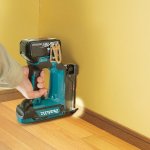 Clavadora 18v DPT353Z Makita